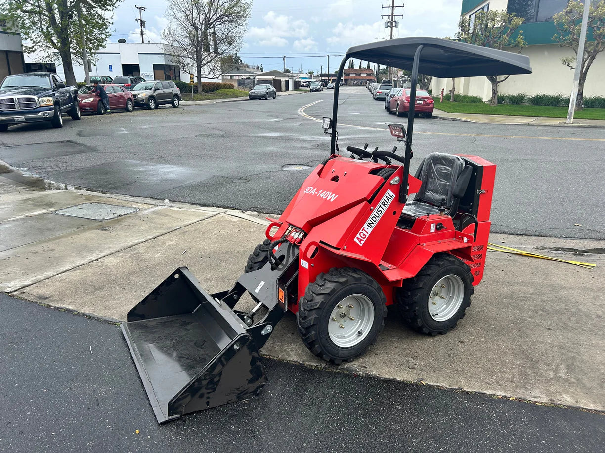 New SDA-140W 0.9-Ton Mini Wheeled Loader