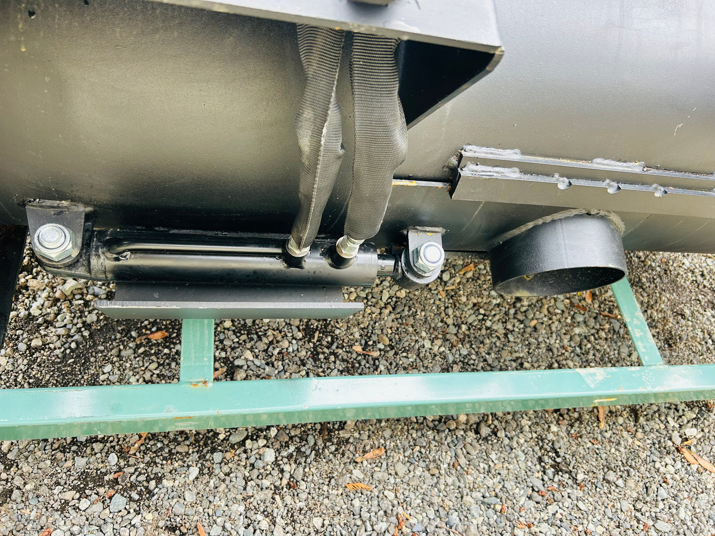 New Skid Steer Hydraulic Cement Mixer Bucket