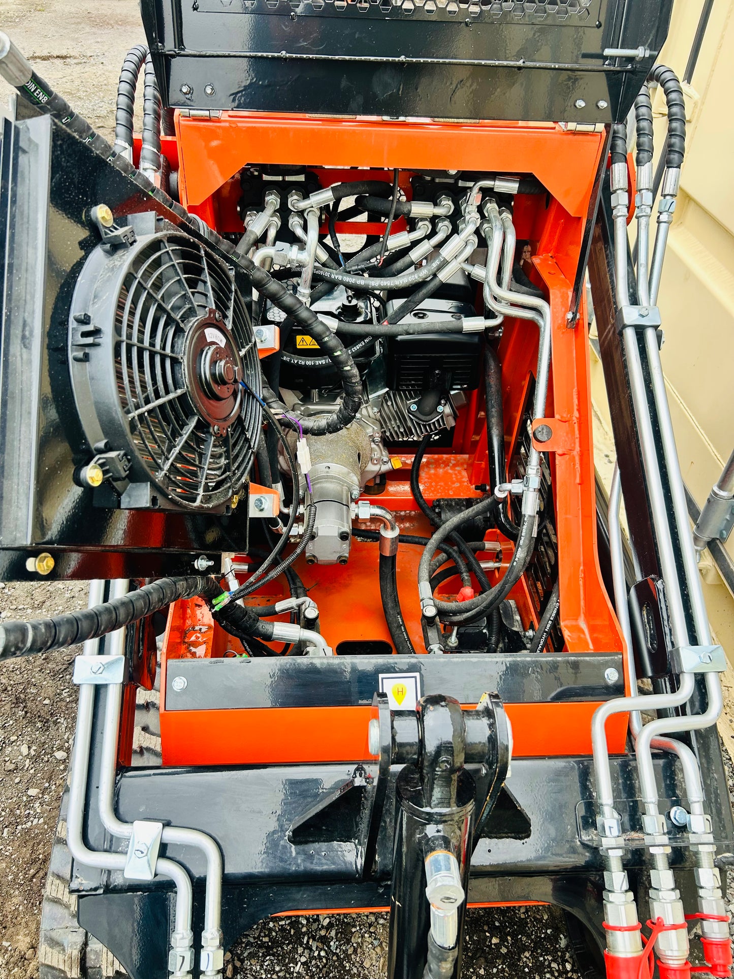 New Tracked Mini Compact Track Loader / Skid Steer Loader