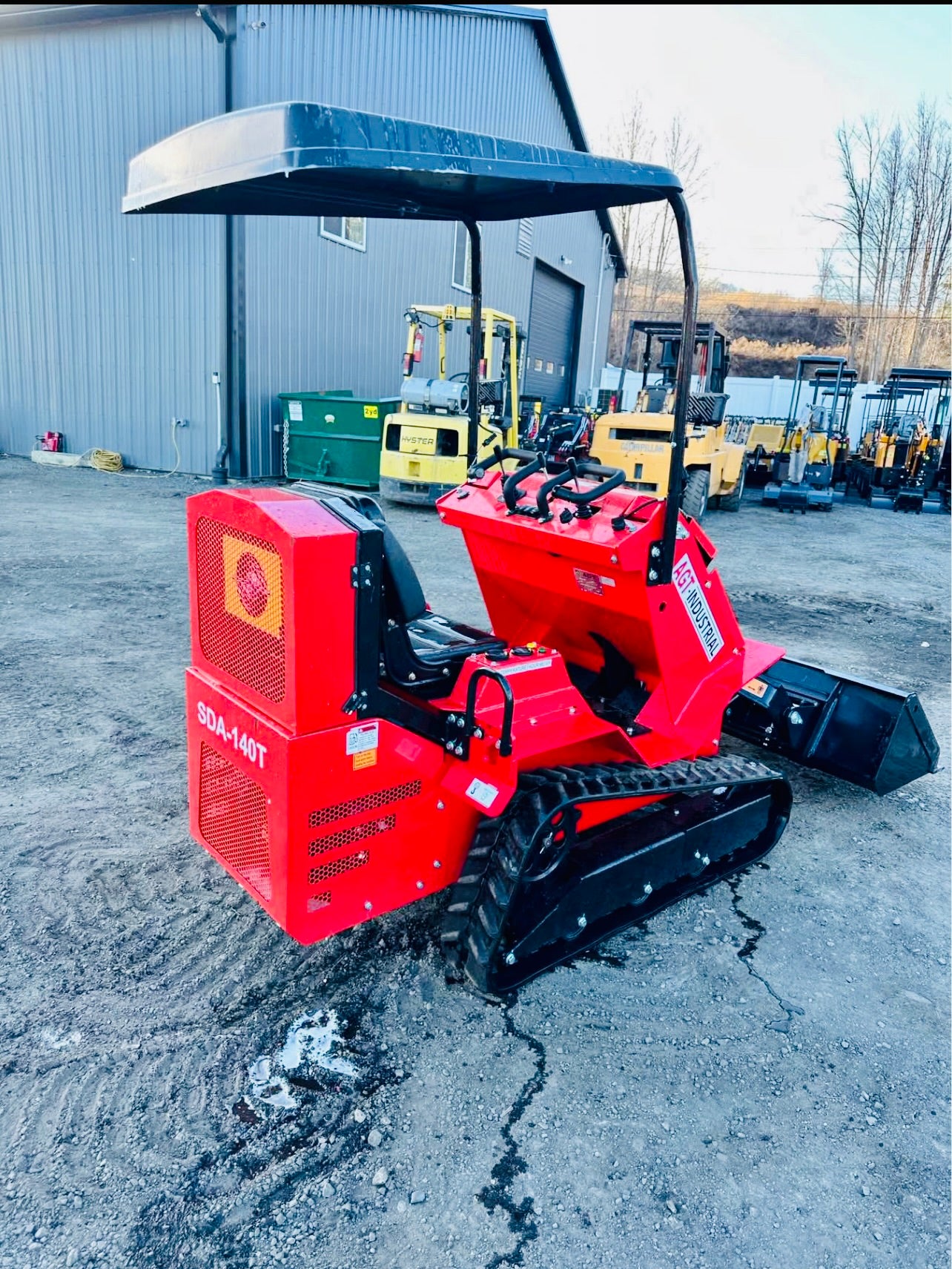 New SDA-140T 0.9-Ton Mini Tracked Loader