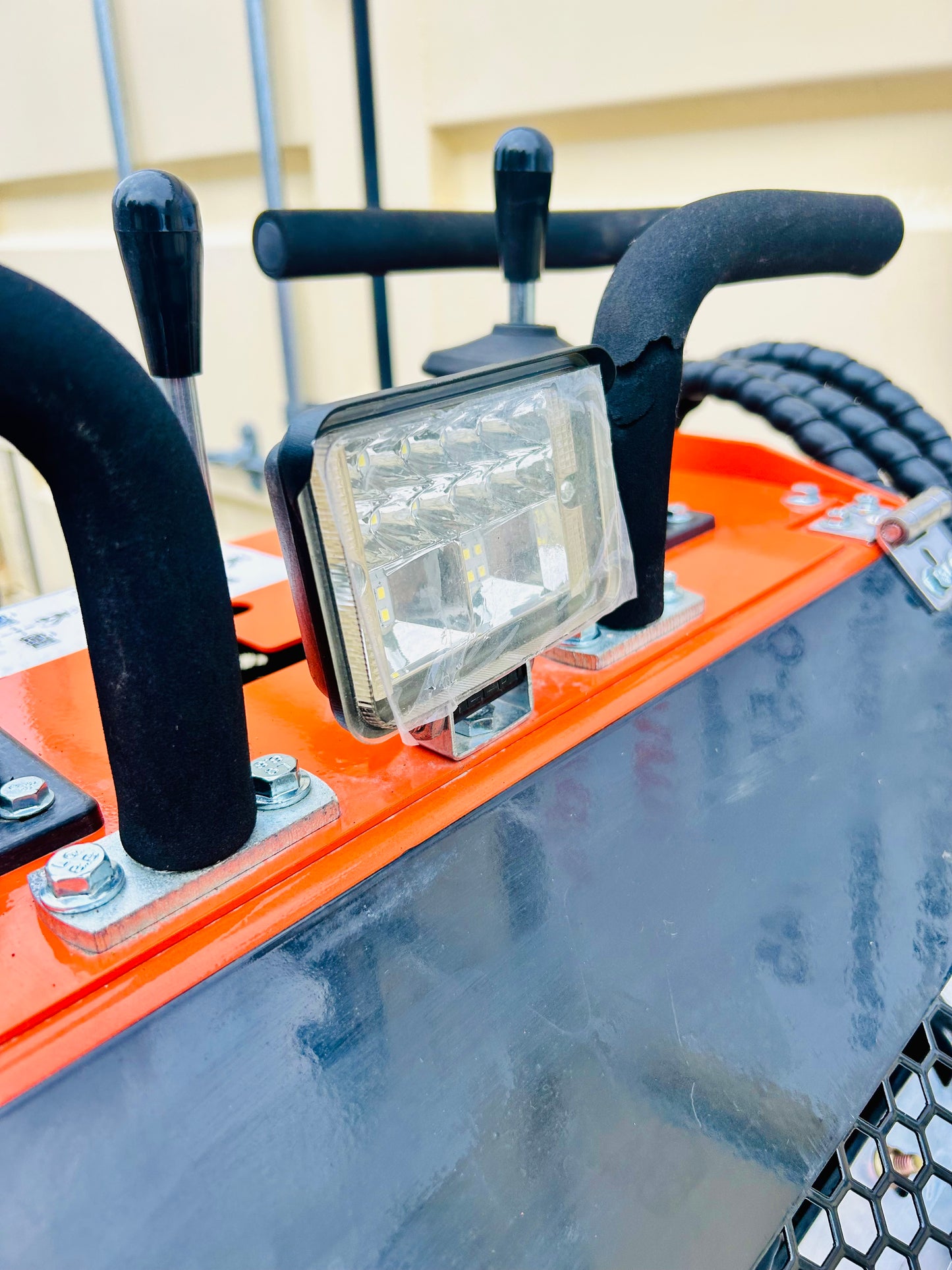 New Tracked Mini Compact Track Loader / Skid Steer Loader