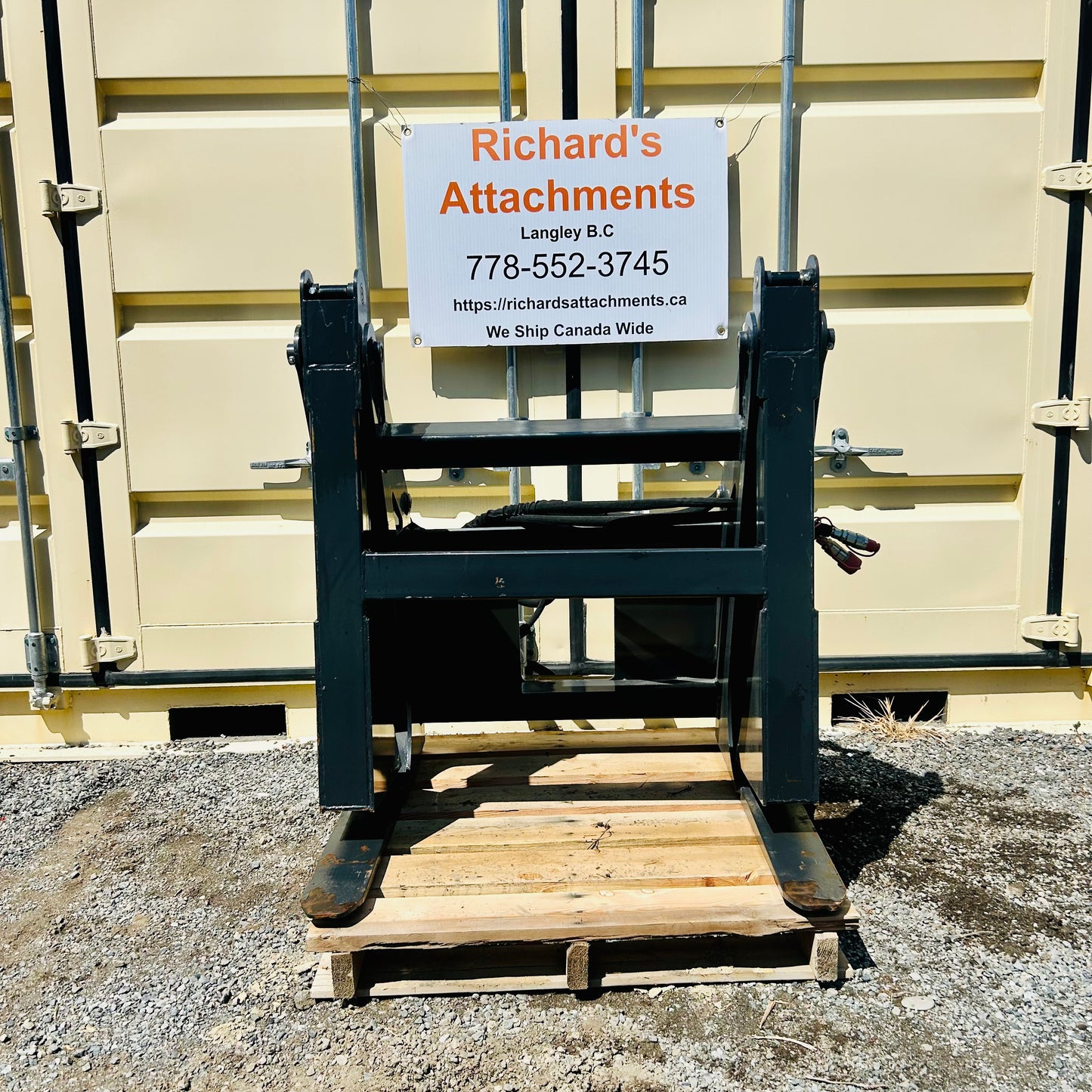 Clearance Sale 48” Skid Steer Log Grapple