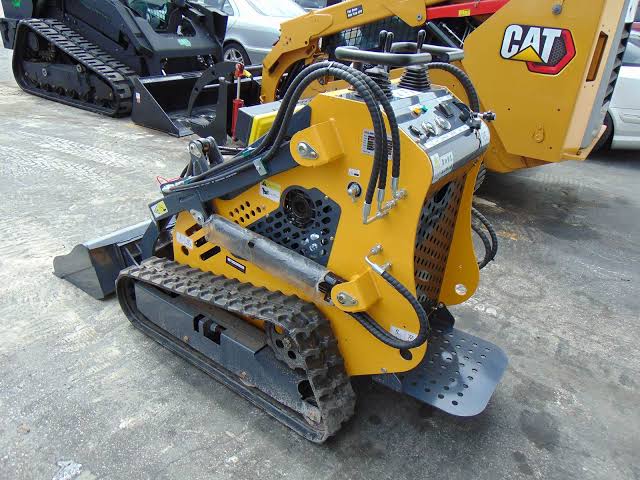 New SDLL60 Mini Skid Steer Track Loader
