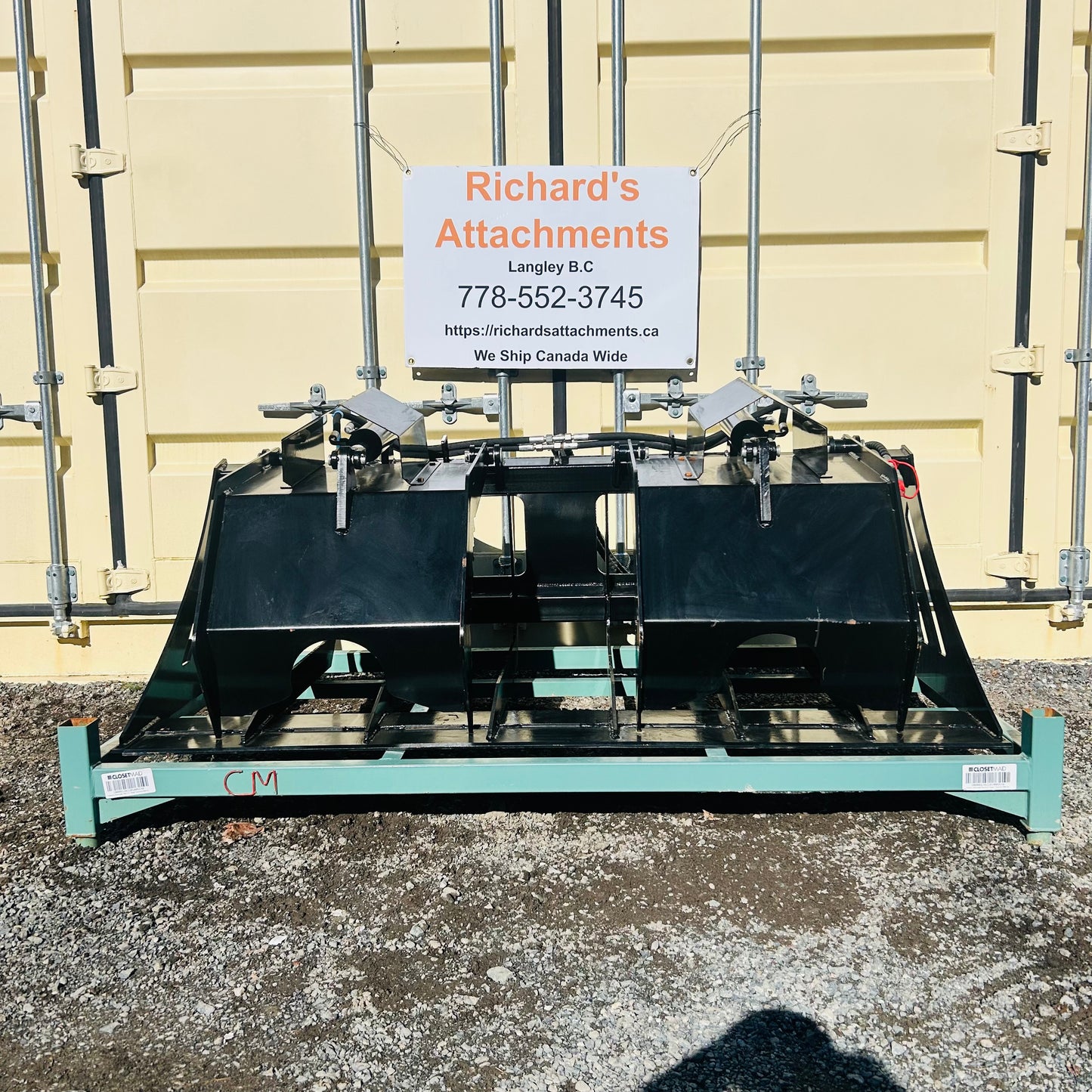 $1850 New Mid Duty 72" Dual-Cylinder Rock Grapple Bucket - 10” Spacing