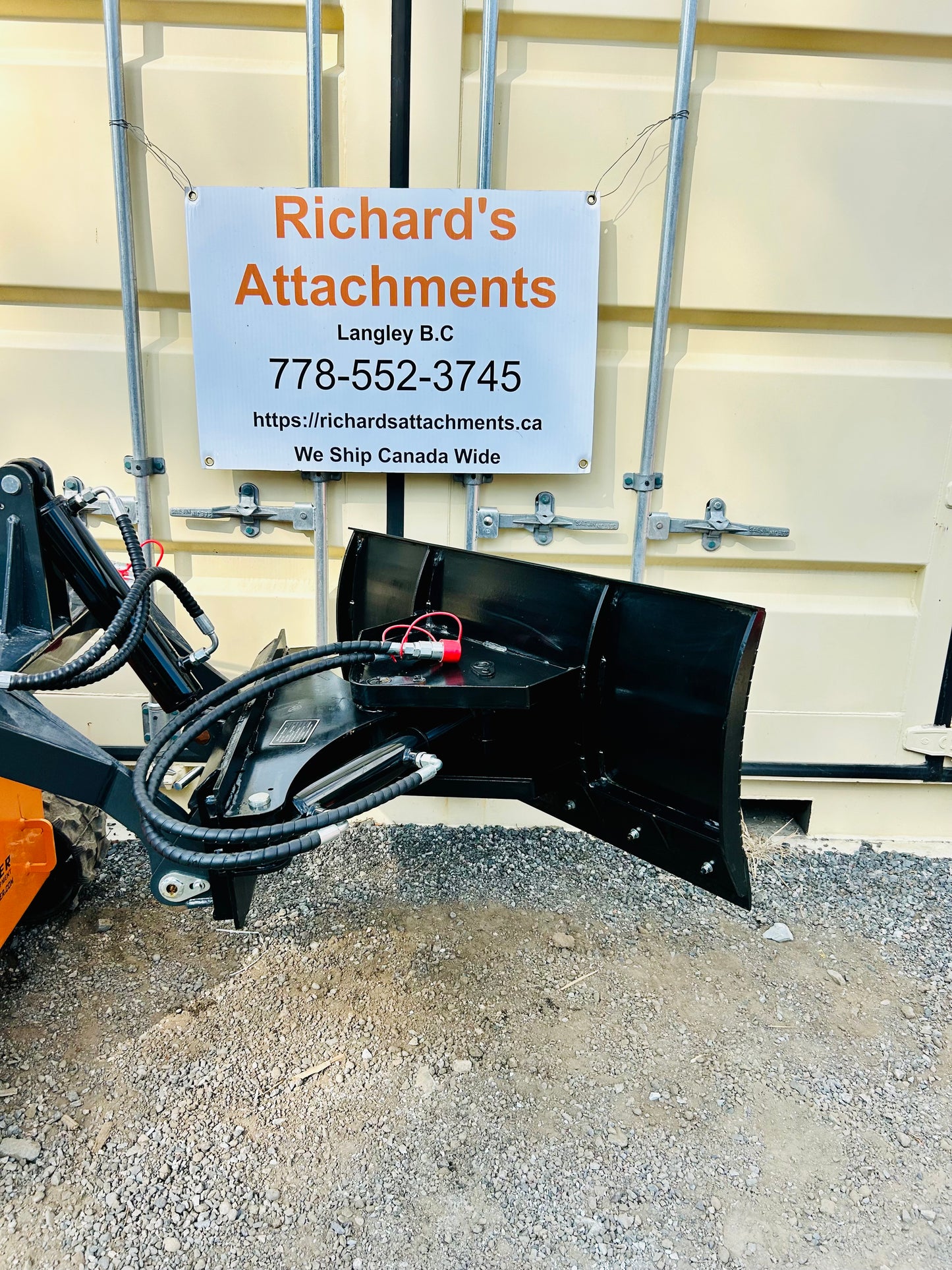 New Mini Skid Steer 44” Hydraulic Snow Blade