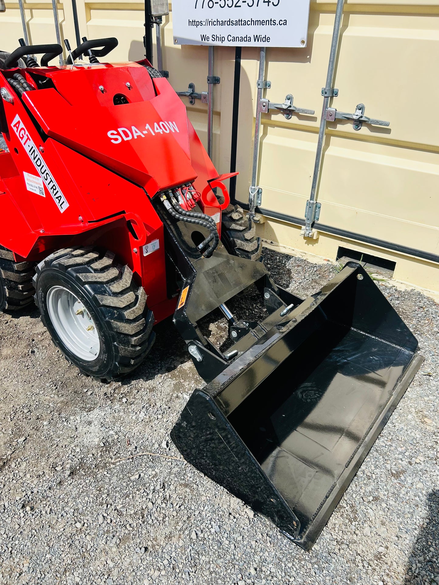$5999 New SDA-140W 0.9-Ton Mini Wheeled Loader