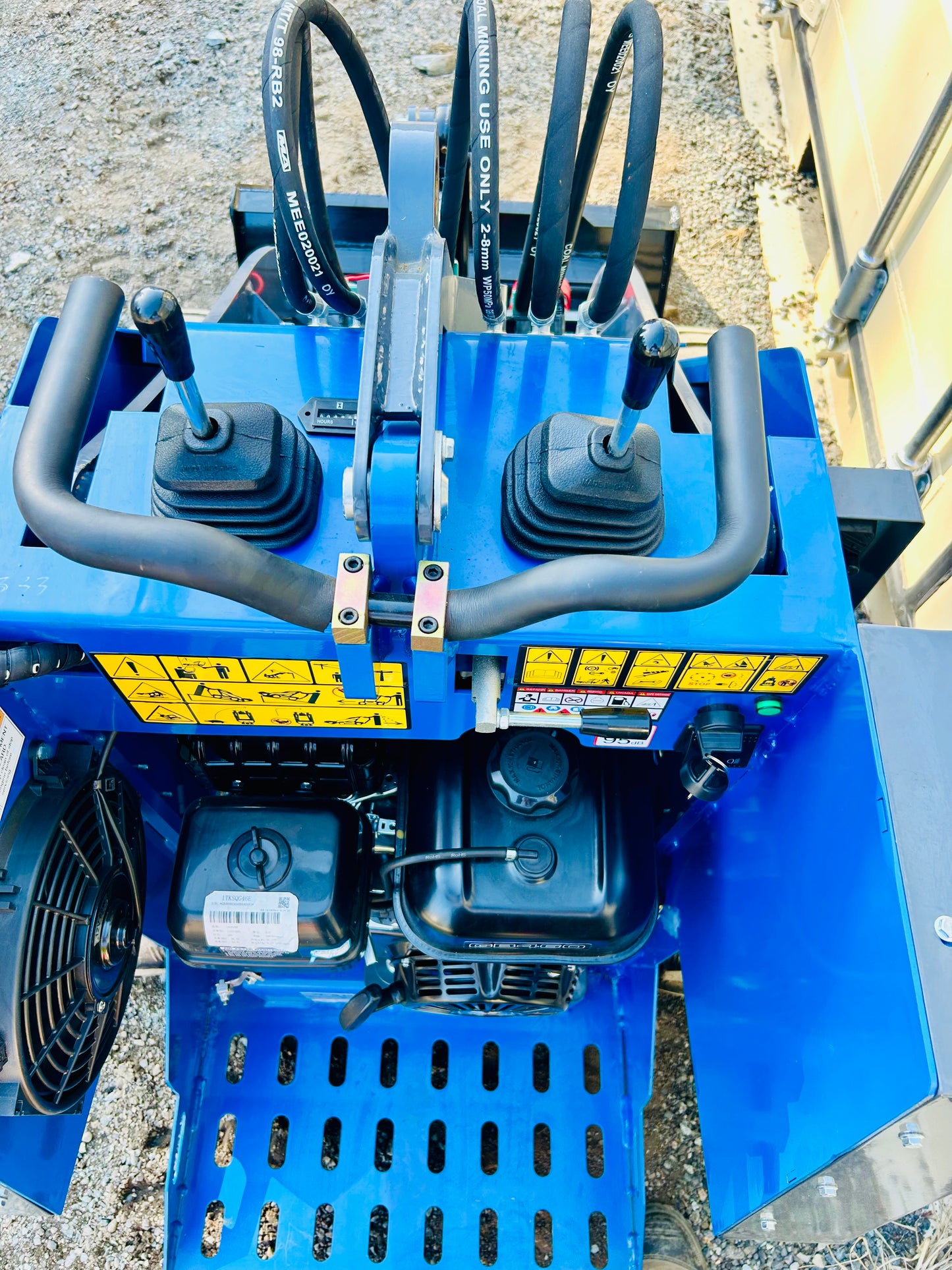 New MX-MZW14 Stand On Mini Skid Steer Wheeled Loader