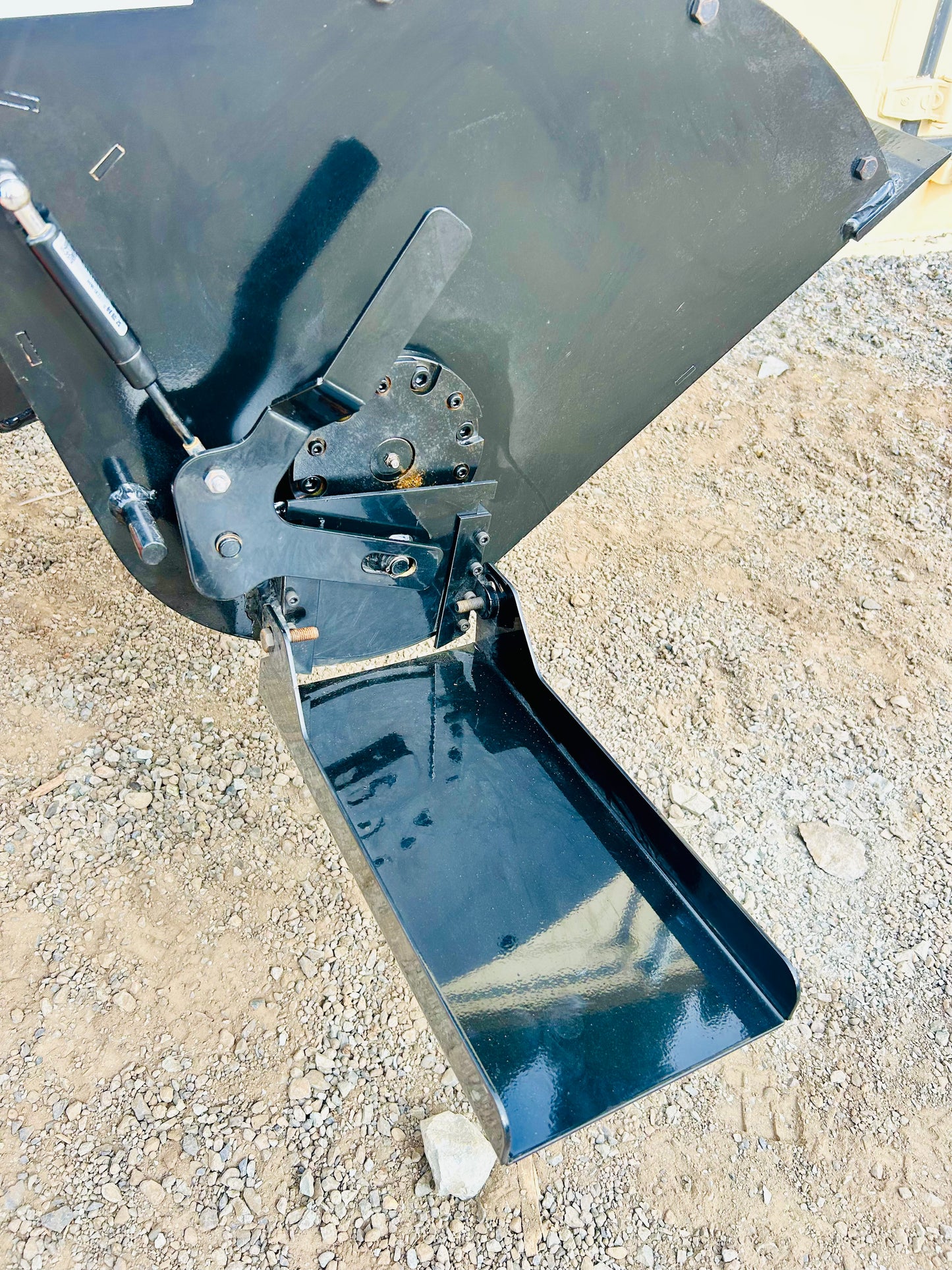 New Mini Skid Steer Hydraulic Cement Mixer Bucket