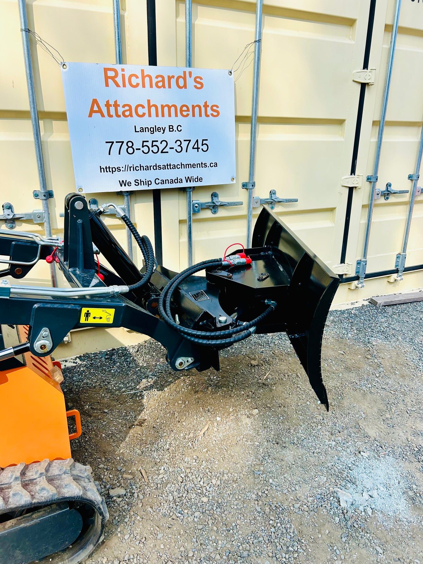 New Mini Skid Steer 44” Hydraulic Snow Blade