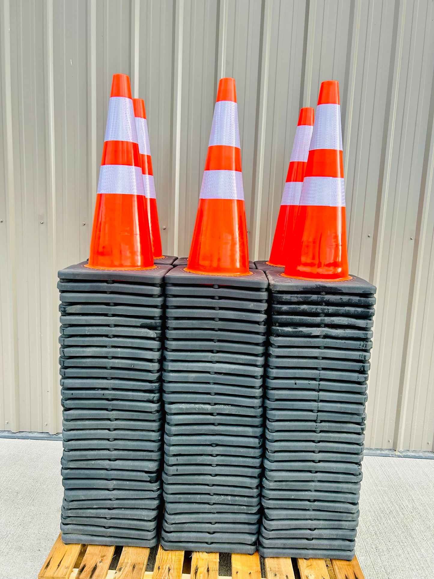 New 28’’ Reflective Traffic Cones