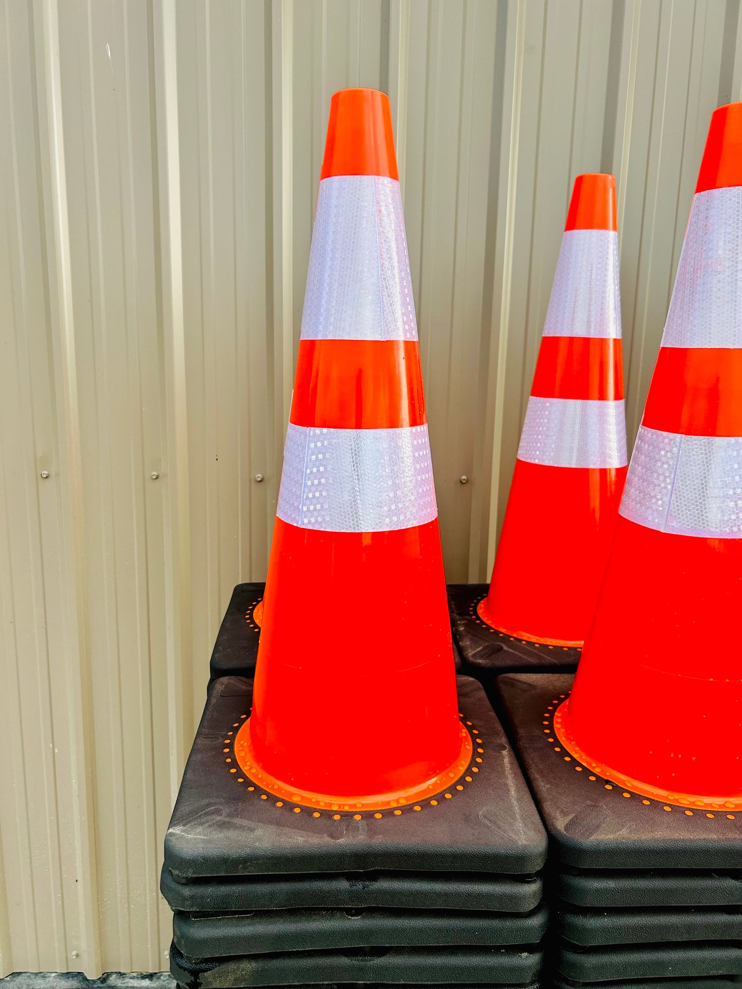 New 28’’ Reflective Traffic Cones