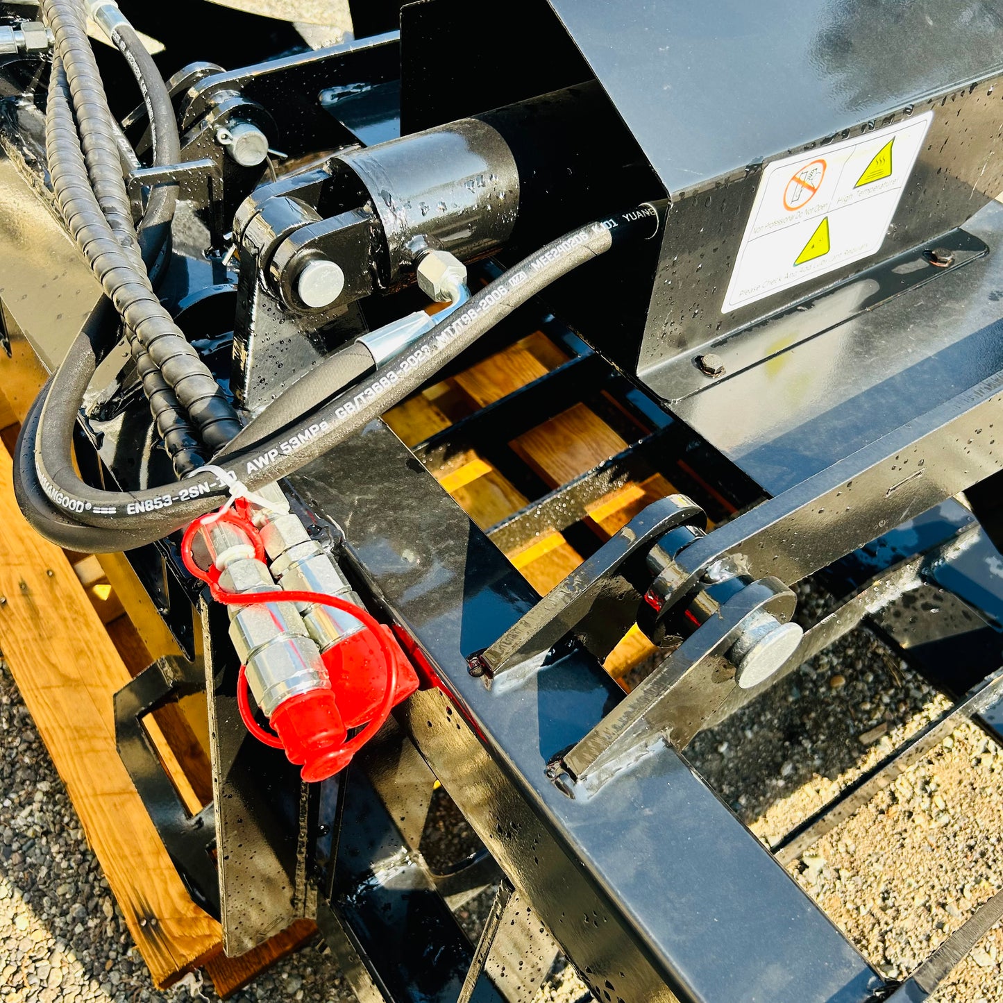 $1999 New Mid Duty 72" Dual-Cylinder Rock Grapple Bucket - 6” Spacing