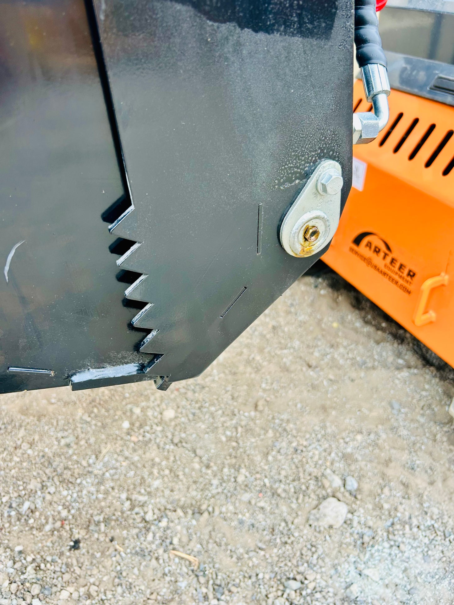 New 39” Mini Skid Steer Hydraulic 4in1 Bucket