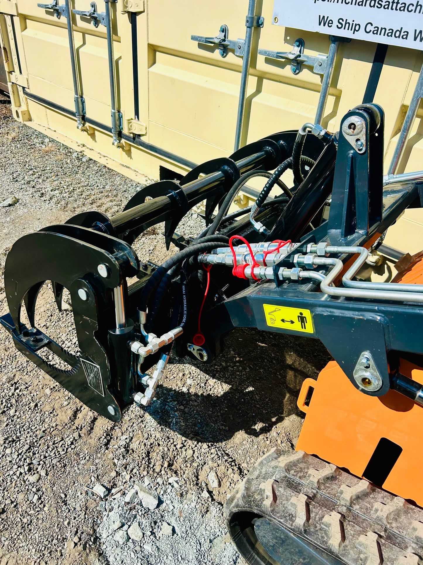 New Mini Skid Steer 44” Hydraulic Root Grapple