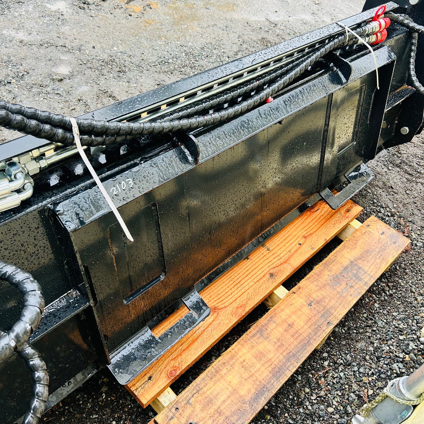 $2200 New 72” Skid Steer 4in1 Bucket