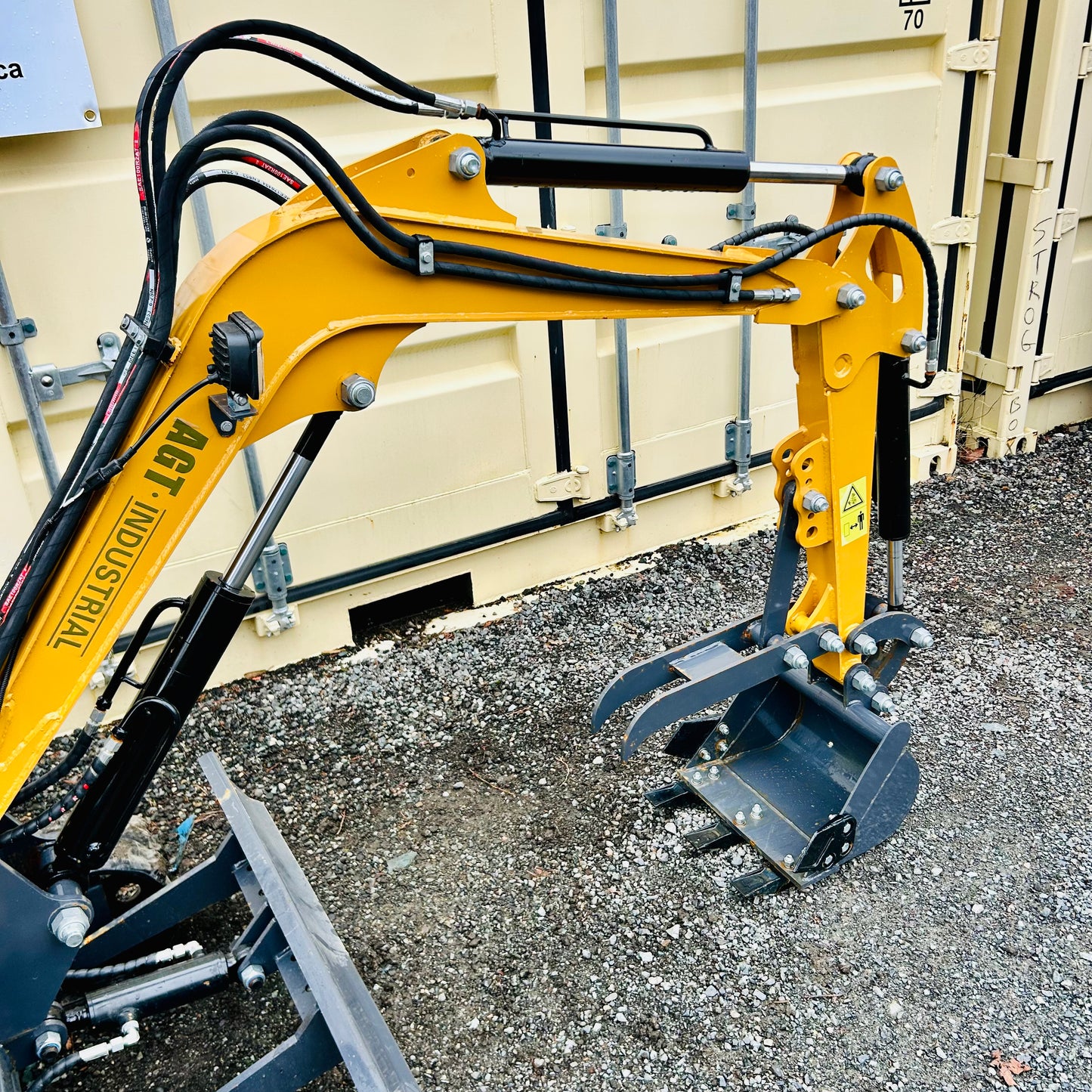 $5950 New MX12-(R) Mini Excavator - 15 HP Gas