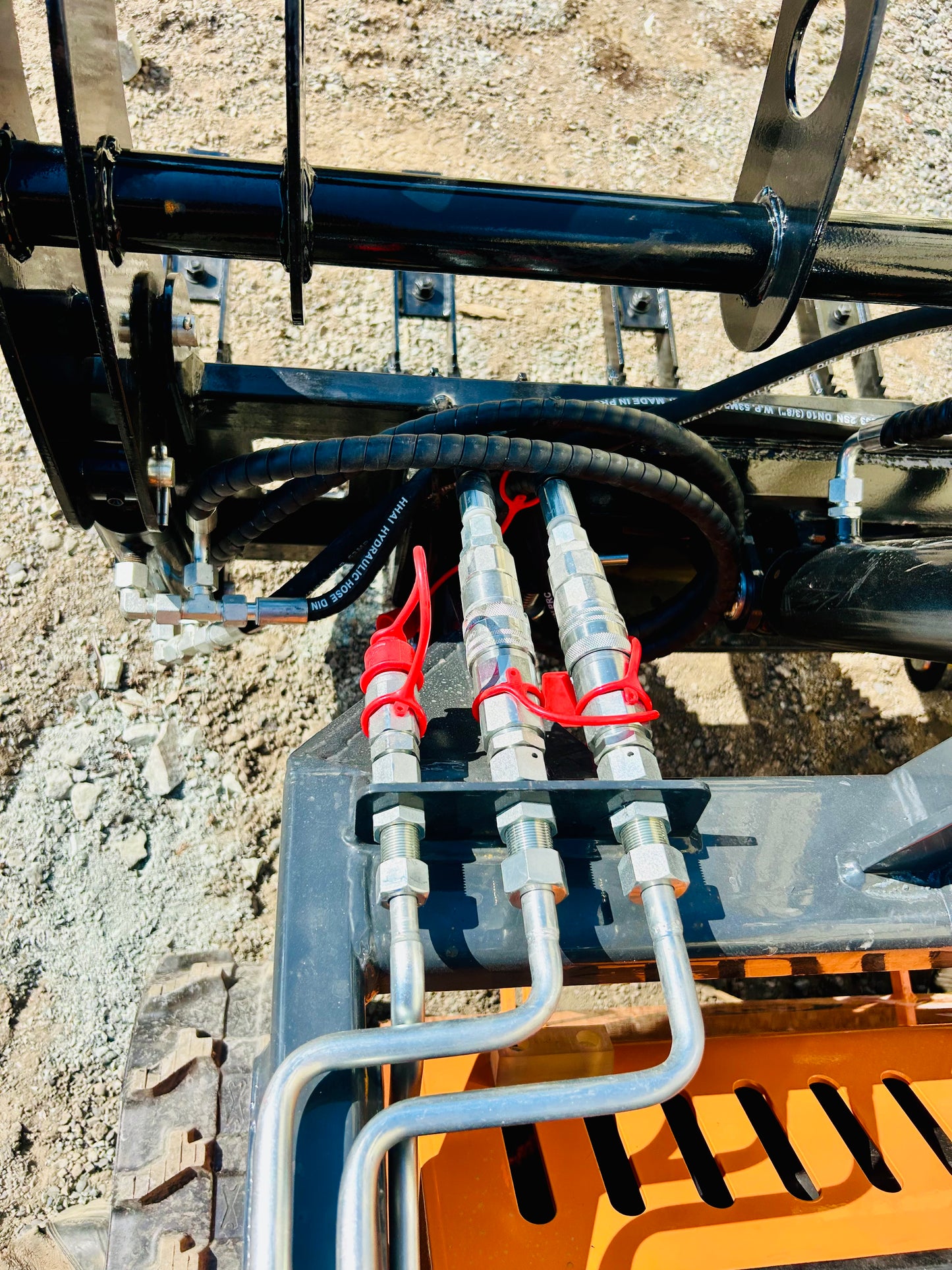 New Mini Skid Steer 44” Hydraulic Root Grapple